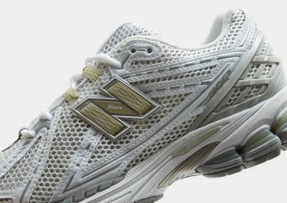 New Balance 1906R
